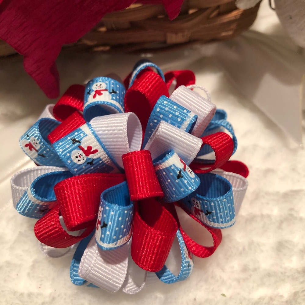🌸3/$9🌸 HANDMADE CHRISTMAS SNOWMAN HAIRBOW